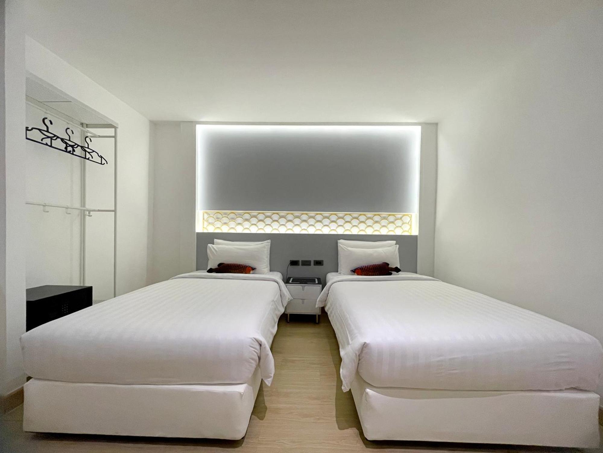 Arawana Express Sukhumvit 22 Aparthotel Банкок Екстериор снимка